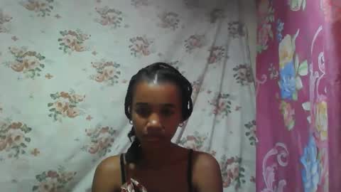 Snapshot of claudiannah chatting on 21, 11, 2025 claudianne online show from 21, 11, 2025