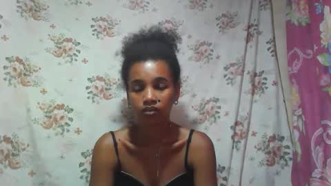 Snapshot of claudiannah chatting on 24, 11, 2025 claudianne online show from 24, 11, 2025