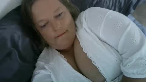 Snapshot of claudineddd chatting on 8, 12, 2024 ClaudineDDD online show from 8, 12, 2024