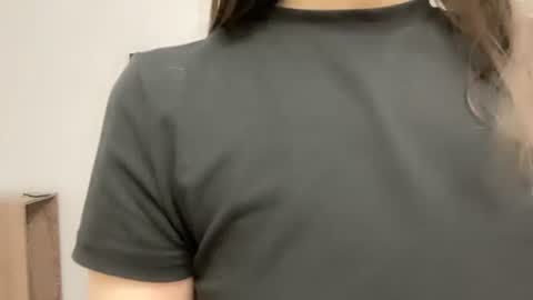 Snapshot of clementinecampion chatting on 8, 7, 2026 Viki online show from 8, 7, 2026