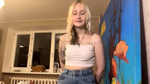 Snapshot of clementinehollner chatting on 8, 10, 2025 Jenny online show from 8, 10, 2025