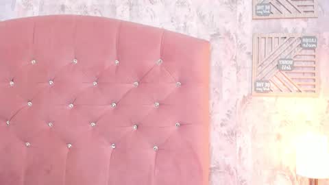 Snapshot of cleo_nilee chatting on 9, 11, 2025 cleo online show from 9, 11, 2025