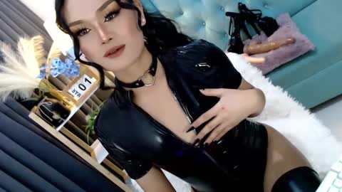 Cleo online show from 1, 3, 2025