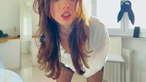 Snapshot of cleopatra_sinns chatting on 18, 12, 2025 cleopatra_sinns online show from 18, 12, 2025