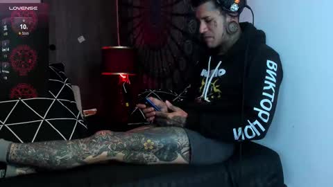 cleo y maikol online show from 11, 1, 2026