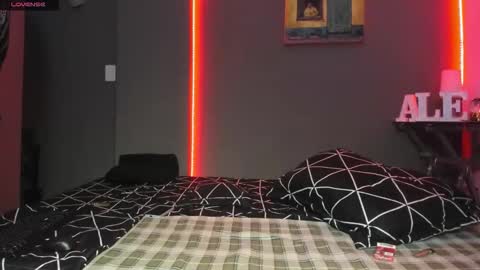 cleo y maikol online show from 2, 3, 2026