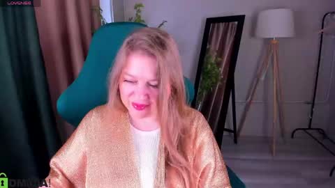 Snapshot of cleoxotie chatting on 27, 5, 2026 cleoxotie online show from 27, 5, 2026