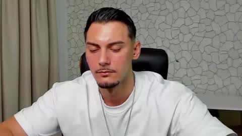 Snapshot of clintmasterss chatting on 1, 7, 2026 ClintMasterss online show from 1, 7, 2026