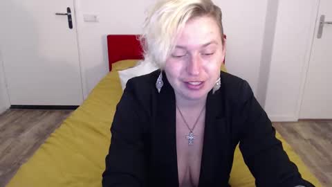 Syl  online show from 21, 2, 2025