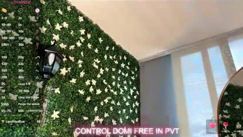 Snapshot of cloe_five chatting on 26, 9, 2025 CLOE online show from 26, 9, 2025