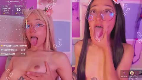 Cloe Leeee online show from 23, 12, 2025