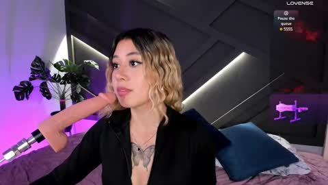 cloe_palmeer online show from 18, 2, 2025