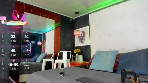 ---Cloe--- online show from 15, 9, 2025