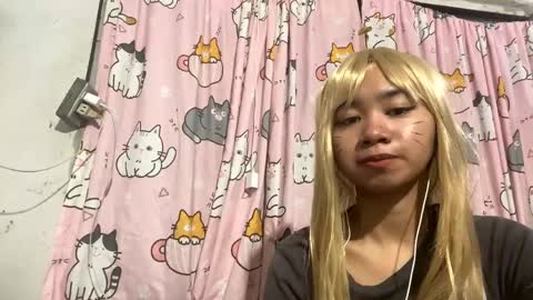 Snapshot of clorahosfeld chatting on 20, 5, 2026 Mikki online show from 20, 5, 2026