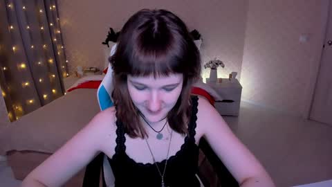  Clover  follow me  online show from 20, 12, 2024