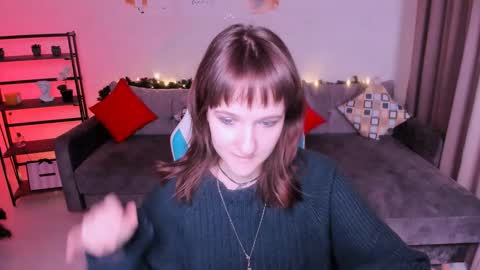  Clover  follow me  online show from 5, 1, 2025