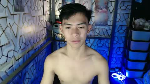 clyde_twinkx online show from 6, 1, 2026