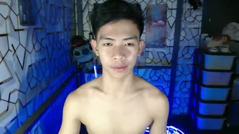 clyde_twinkx online show from 9, 1, 2026