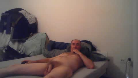Snapshot of cmonbb69 chatting on 19, 6, 2026 cmonbb69 online show from 19, 6, 2026