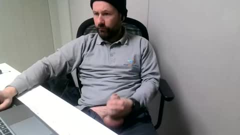 Snapshot of cmp_brandon chatting on 10, 3, 2025 cmp_brandon online show from 10, 3, 2025