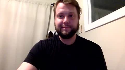 Snapshot of coachnta chatting on 17, 12, 2025 COACH online show from 17, 12, 2025