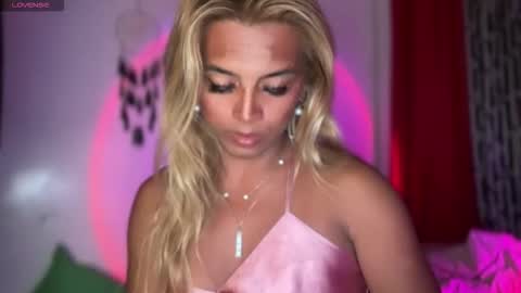 Snapshot of cockprincess_dianna chatting on 7, 10, 2025 PrincessDianna IslandGirl CUMSHOW in PVT and PASSWORDSHOW online show from 7, 10, 2025