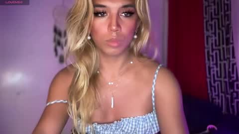 Snapshot of cockprincess_dianna chatting on 26, 10, 2025 PrincessDianna IslandGirl CUMSHOW in PVT and PASSWORDSHOW online show from 26, 10, 2025