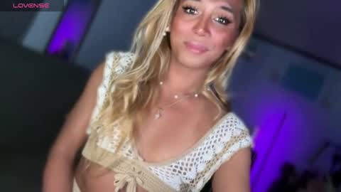 Snapshot of cockprincess_dianna chatting on 15, 1, 2026 PrincessDianna IslandGirl CUMSHOW in PVT and PASSWORDSHOW online show from 15, 1, 2026