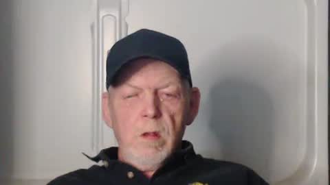 Snapshot of cockreadynow4u chatting on 18, 10, 2025 cockreadynow4u online show from 18, 10, 2025