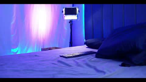 Snapshot of coconutcatin chatting on 27, 5, 2026 Coconutcatin online show from 27, 5, 2026