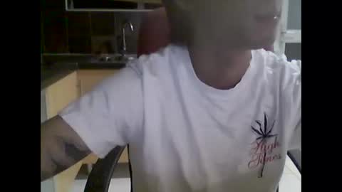 coffesmellsgood online show from 10, 2, 2025