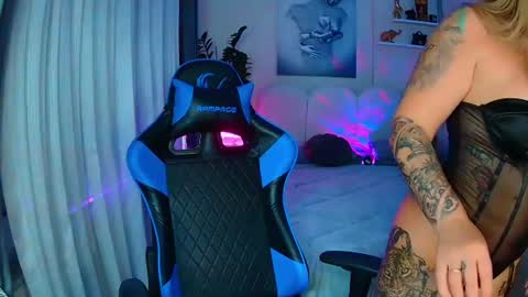 Ur goddess Nikki online show from 18, 7, 2026
