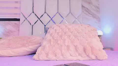 colett online show from 3, 12, 2025