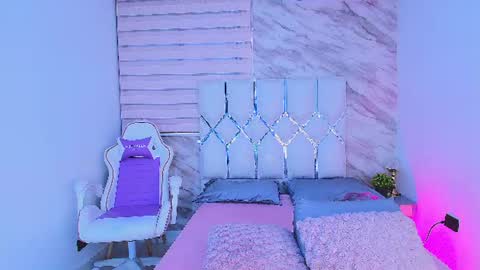 Snapshot of colett_hall chatting on 26, 7, 2026 colett online show from 26, 7, 2026