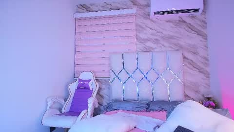 Snapshot of colett_hall chatting on 30, 7, 2026 colett online show from 30, 7, 2026