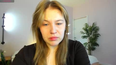 Collen Mon Tue Wed Thu Fri GMT 3 0300am - 0900am  online show from 15, 2, 2026