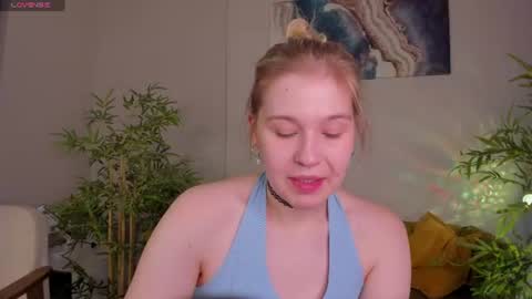 Snapshot of colleen_blake chatting on 16, 6, 2026 Collen Mon Tue Wed Thu Fri GMT 3 0300am - 0900am online show from 16, 6, 2026