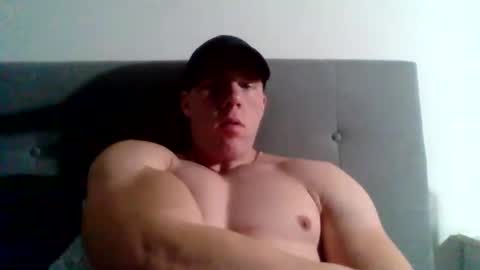 Snapshot of college_muscle chatting on 3, 1, 2025 foreverxshredded online show from 3, 1, 2025