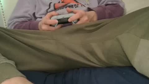 Snapshot of collegecannon chatting on 12, 3, 2025 collegecannon online show from 12, 3, 2025