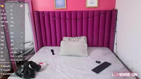  MEGAN  online show from 4, 1, 2025