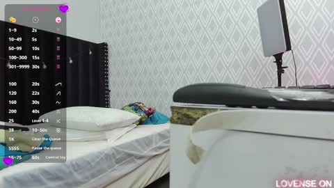  GRETCHEN  online show from 8, 3, 2025