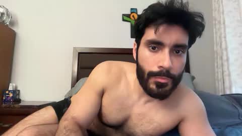 colombianstud94 online show from 14, 4, 2026