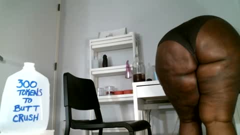 Snapshot of colorfullydark chatting on 31, 1, 2025 Noni online show from 31, 1, 2025