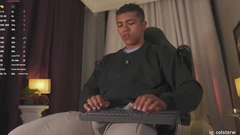 Snapshot of colstorw_ chatting on 5, 5, 2026 colstorw_ online show from 5, 5, 2026