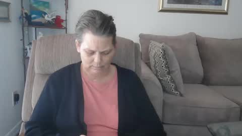 Snapshot of comebackpussy chatting on 6, 3, 2025 comeback pussy online show from 6, 3, 2025