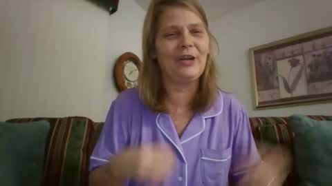 comeback pussy online show from 18, 2, 2026