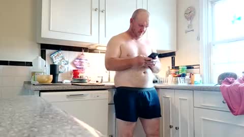 comegetmeinthemorning online show from 9, 4, 2026