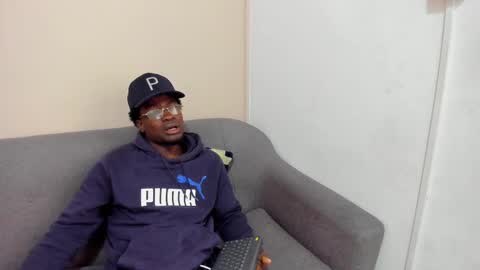 Snapshot of compton_01 chatting on 1, 10, 2025 COMPTON online show from 1, 10, 2025