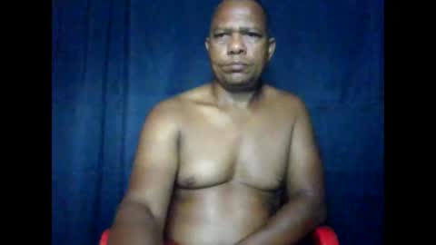 Snapshot of condor087510 chatting on 12, 1, 2026 Miguel online show from 12, 1, 2026