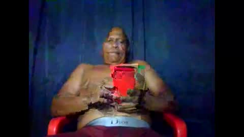 Snapshot of condor087510 chatting on 2, 2, 2026 Miguel online show from 2, 2, 2026